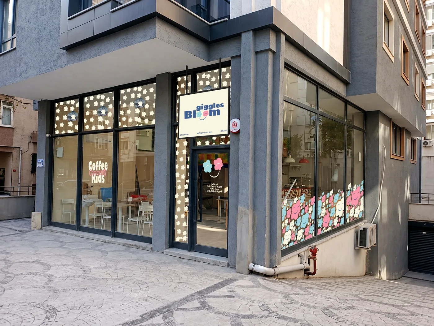 Giggles & Bloom Kadıköy centre exterior in daylight
